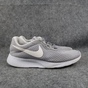 Nike Shoes Womens 8.5 Tanjun Sneaker Athletic Trainer Casual Active Grey Running